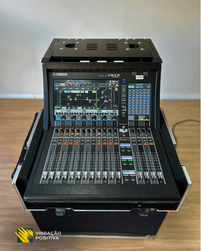 YAMAHA DM7 compact (4)